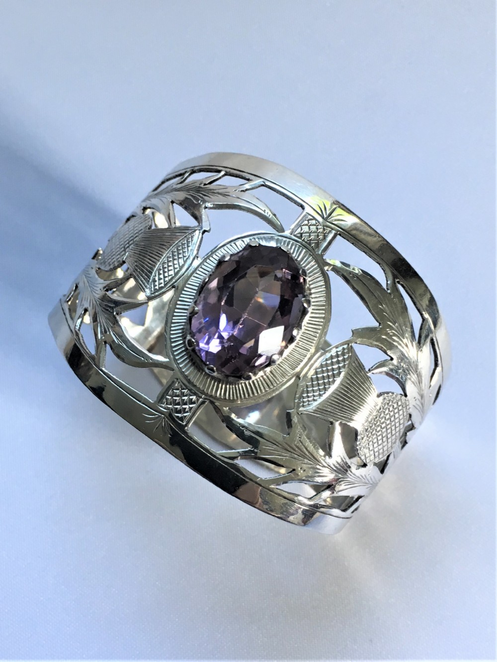 A fabulous Scottish themed silver napkin ring