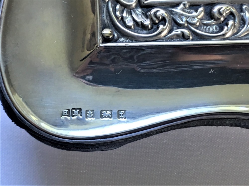 A lovely Edwardian silver photo frame View V