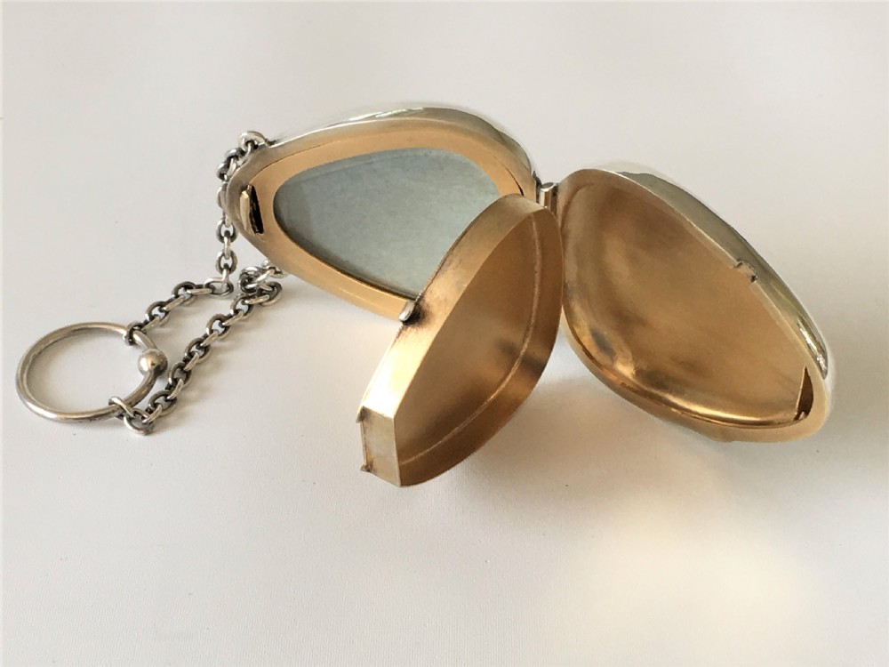 A charming silver cocktail compact/travelling photo frame  View VI