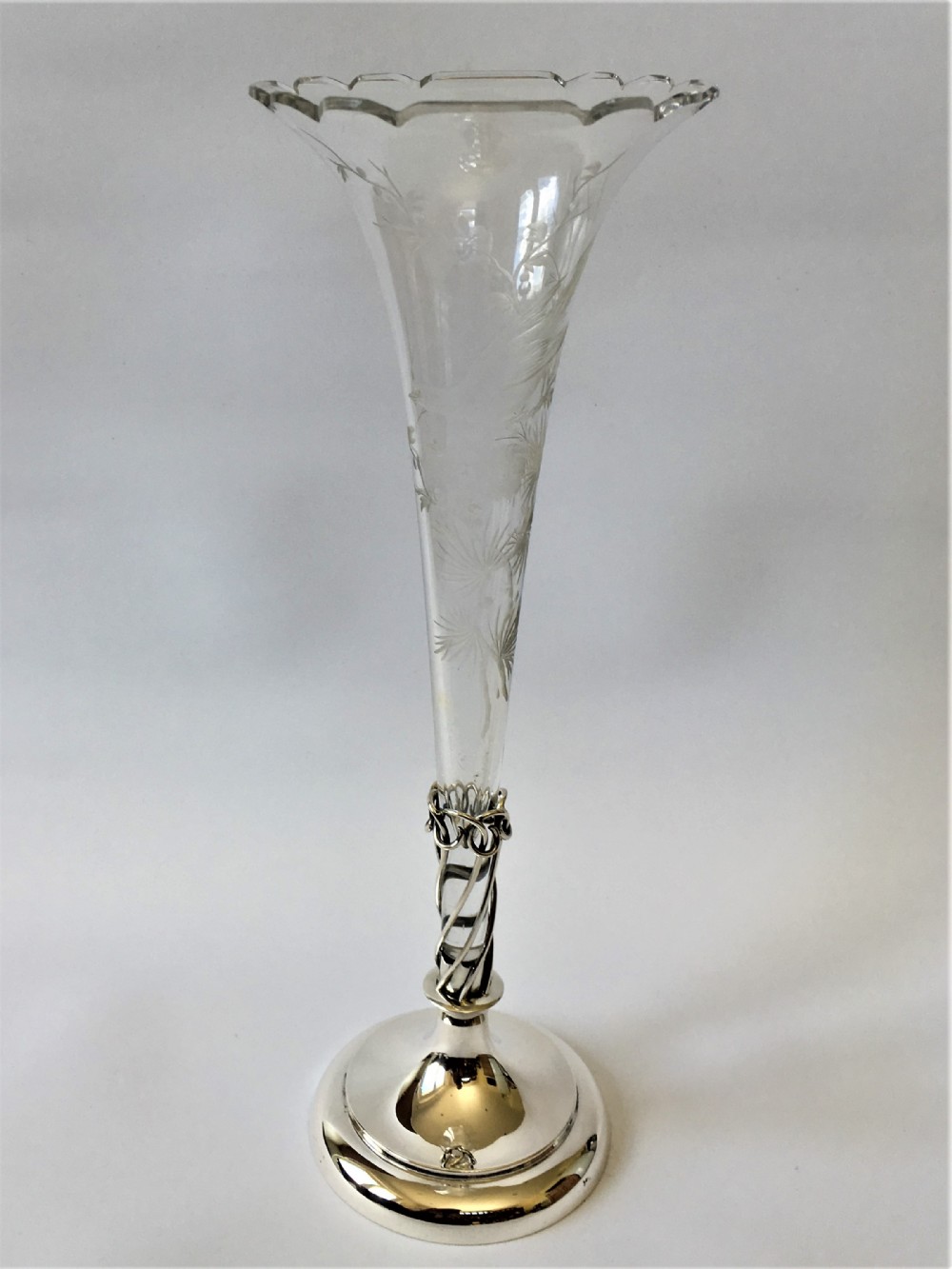 A fabulous William Comyns silver & bird engraved stem vase