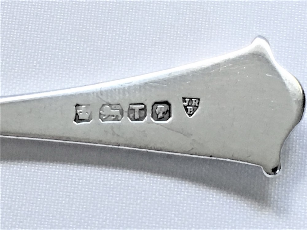 A delightful pair of Onslow pattern Victorian silver butter knives  View IV