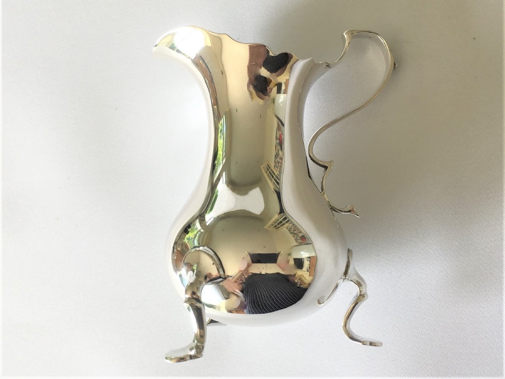 A lovely Chester silver Edwardian cream jug View III
