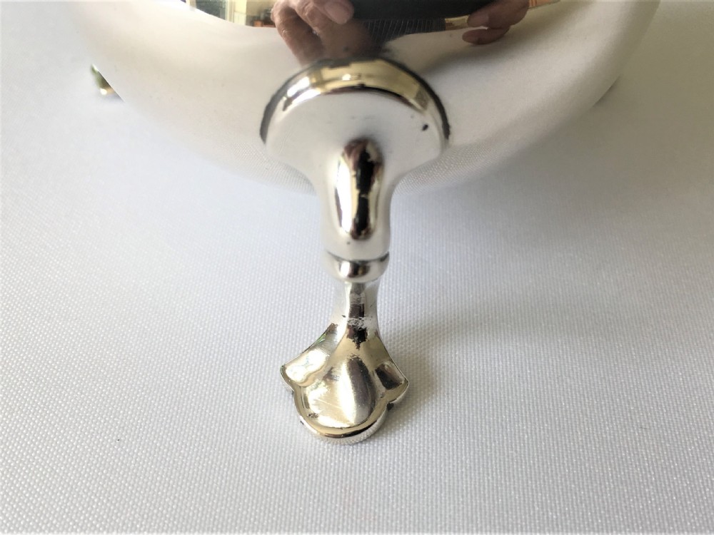 A lovely Chester silver Edwardian cream jug View V