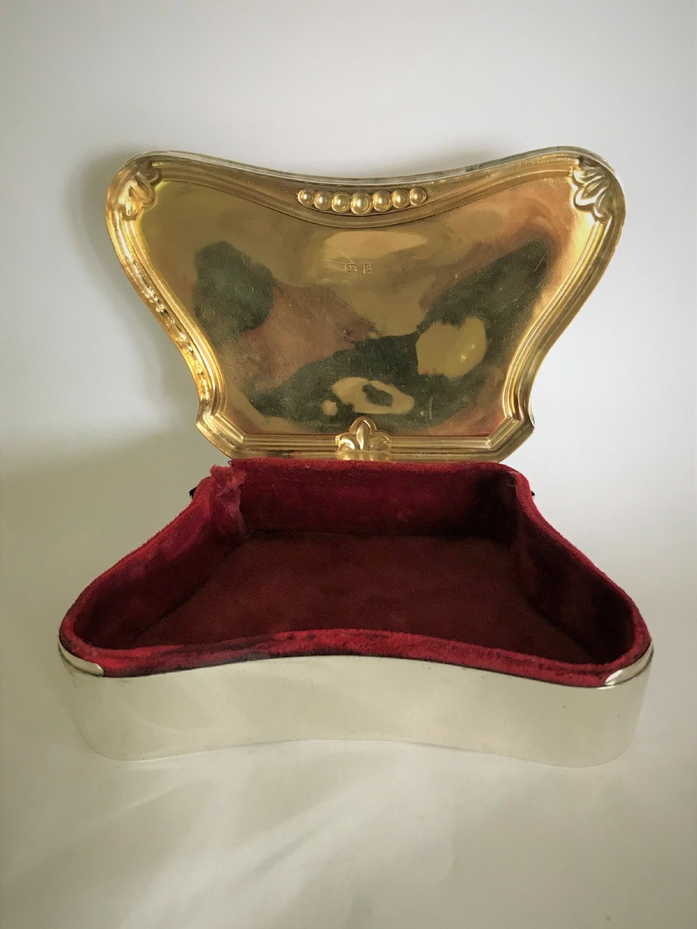 A handsome Edwardian silver trinket box View IX