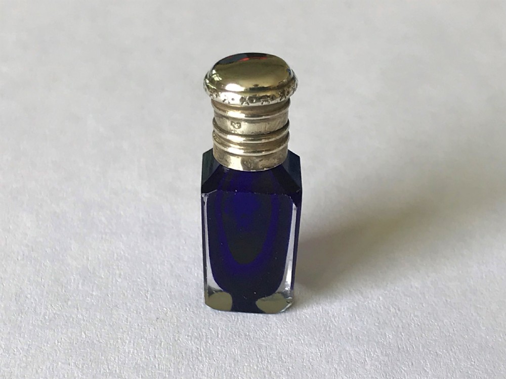 A gorgeous French  silver mounted miniature scent bottle View IV