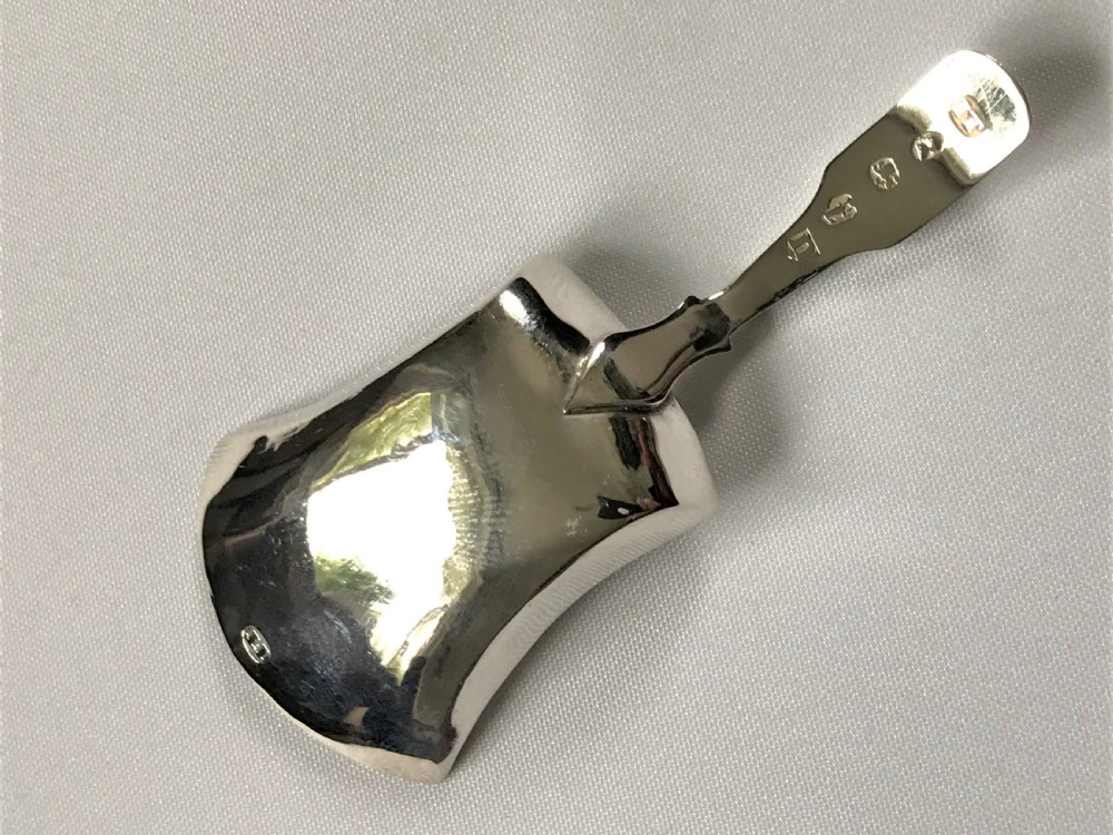 A delightful Georgian tea caddy spoon View III
