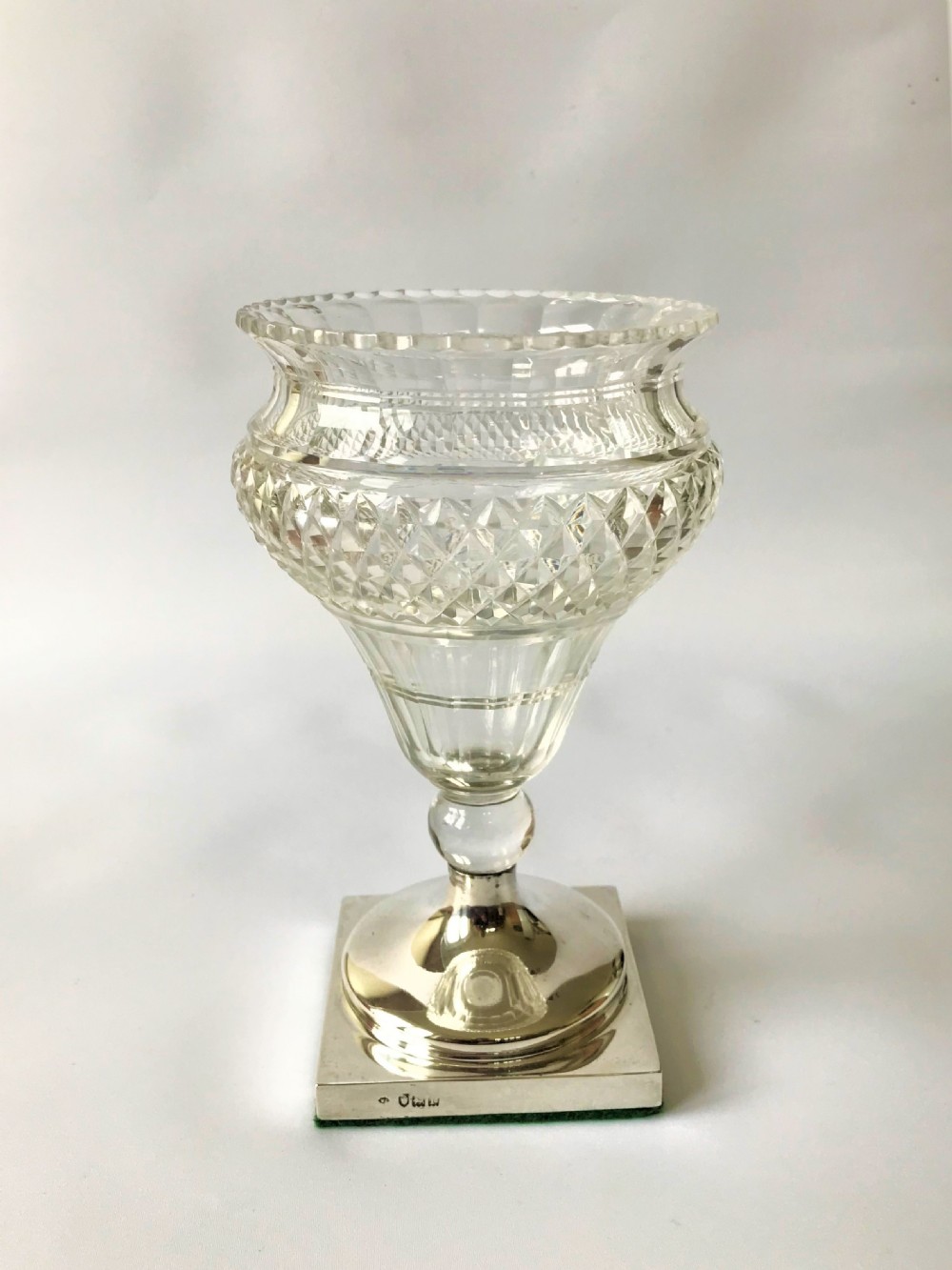 A fabulous William Comyns silver & glass rose bowl View V