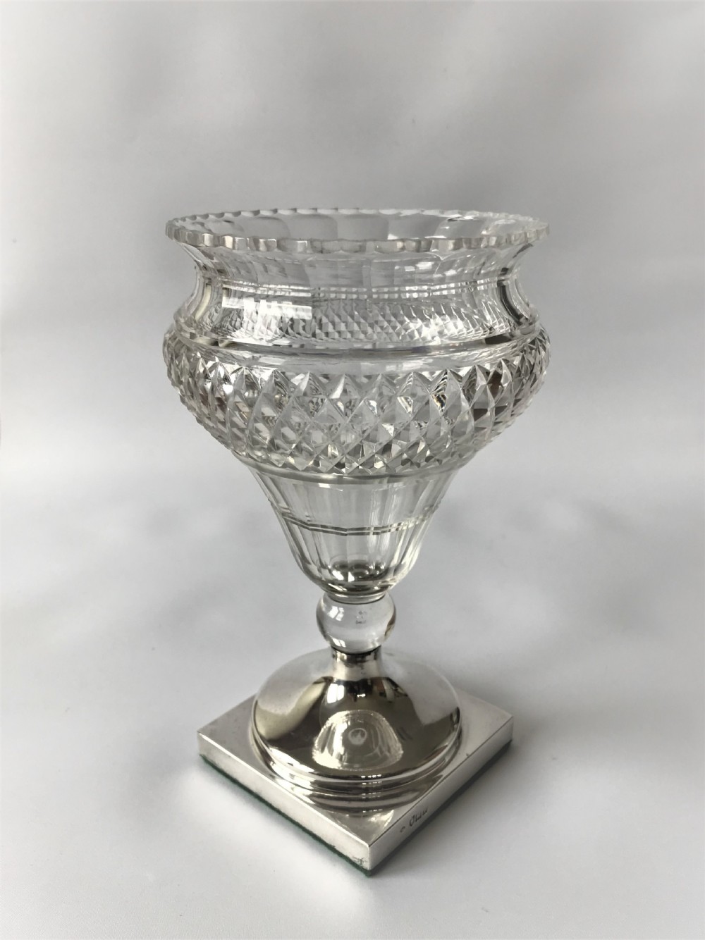 A fabulous William Comyns silver & glass rose bowl View IX
