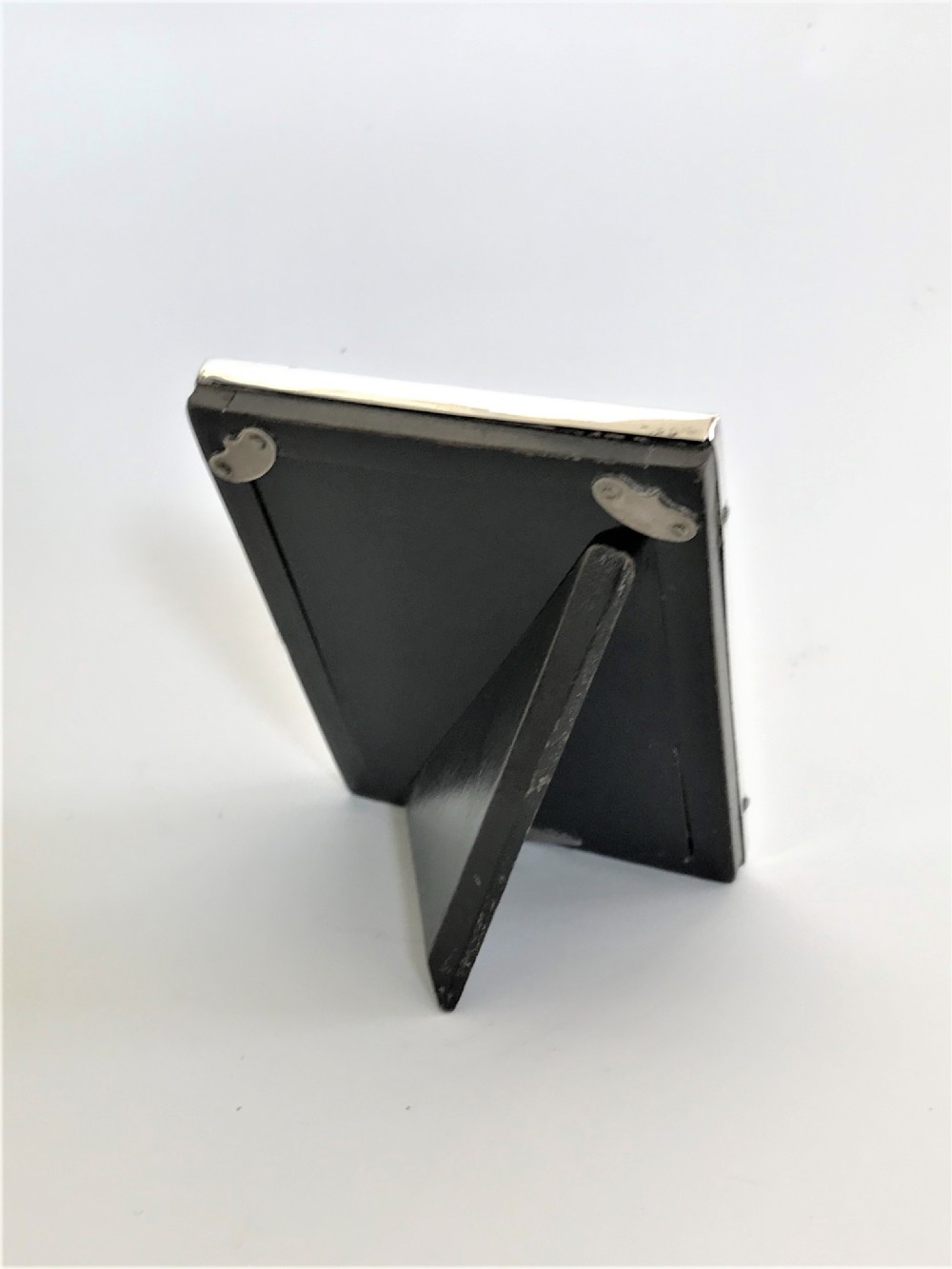 A small silver landscape/portrait photo frame View III