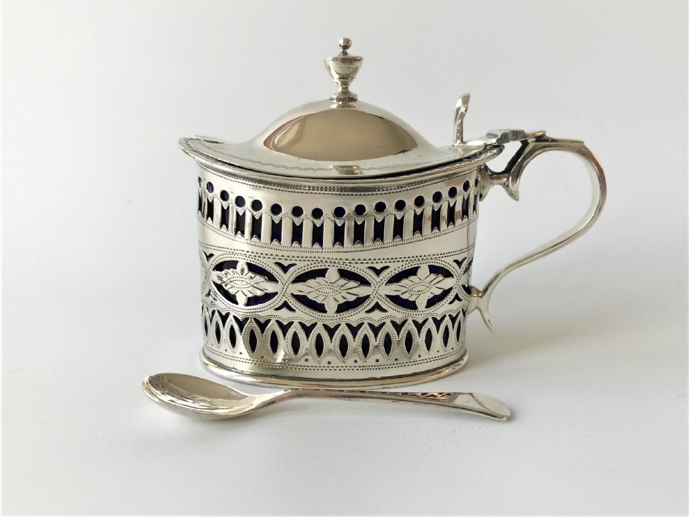 A lovely Chester silver mustard pot & spoon View II