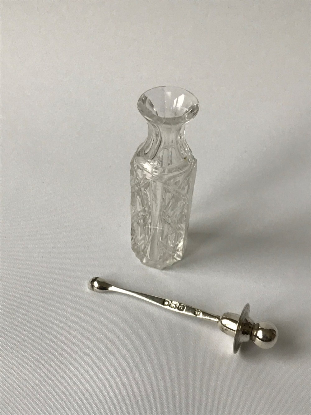 A rare Victorian silver mounted cayenne bottle View IV