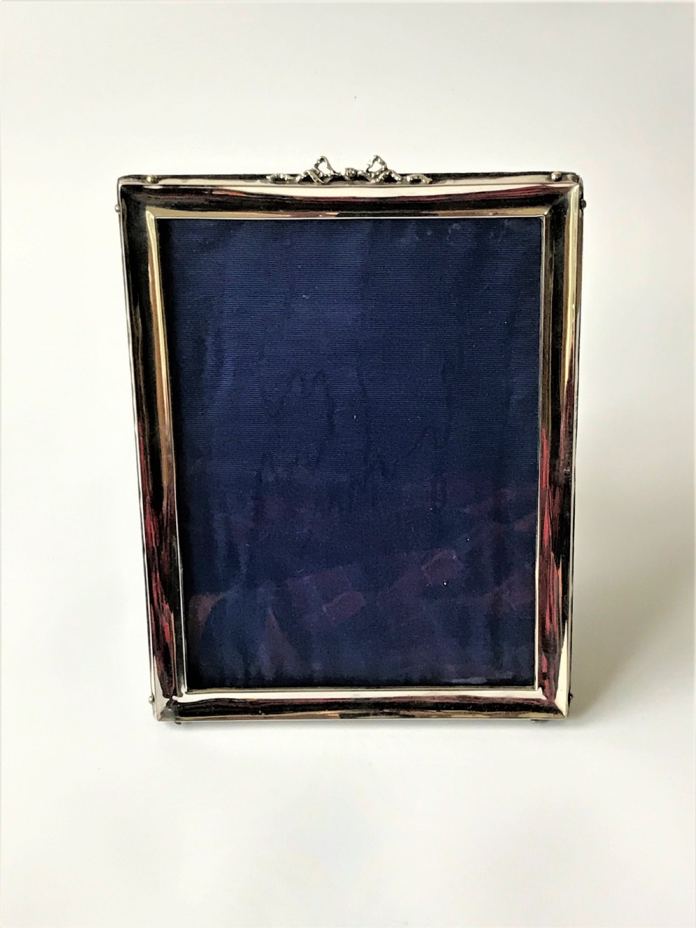 A handsome and large silver photo frame View IV