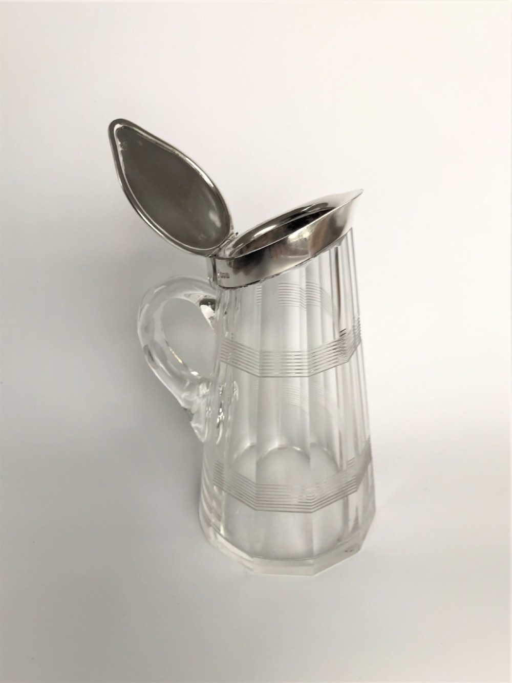 A rare Edwardian silver mounted Whisky companion View V