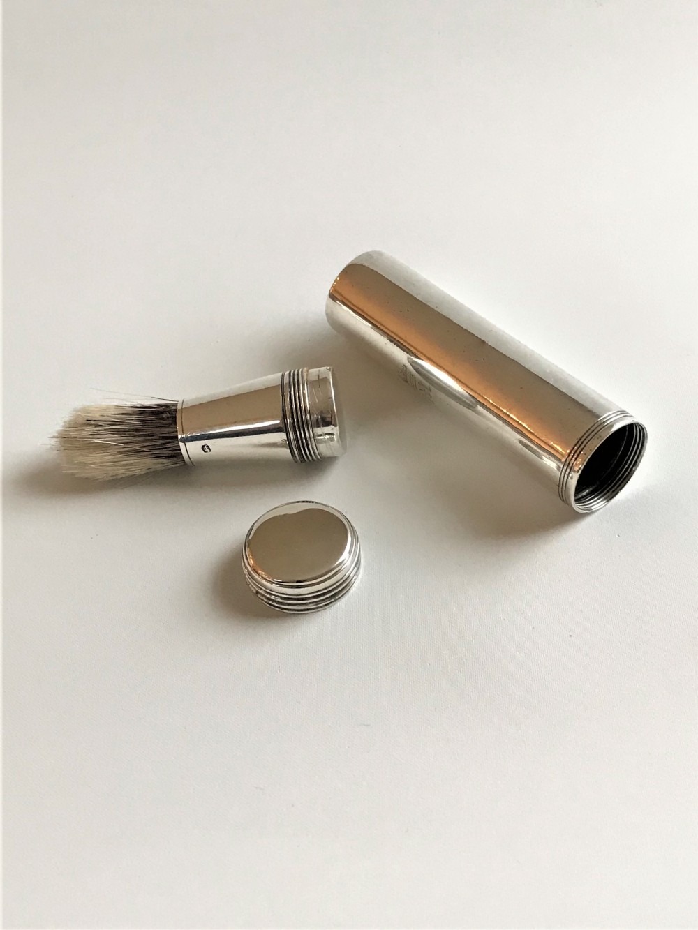 A handsome William IV silver travelling shaving brush View IV