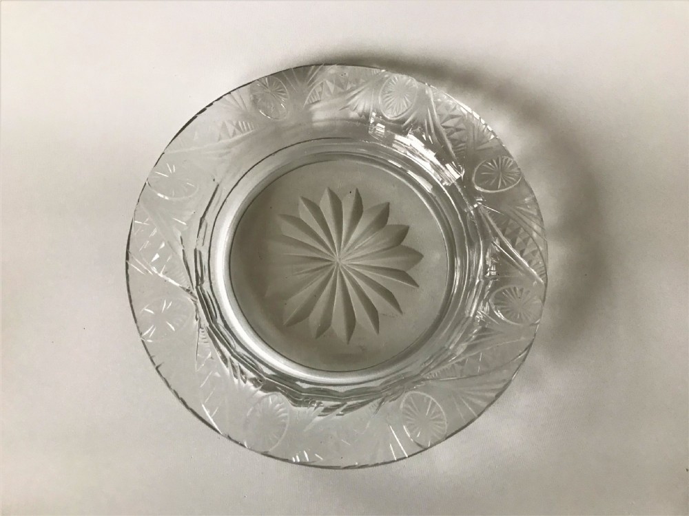 A superb Georgian cut glass wine bottle/decanter coaster View II