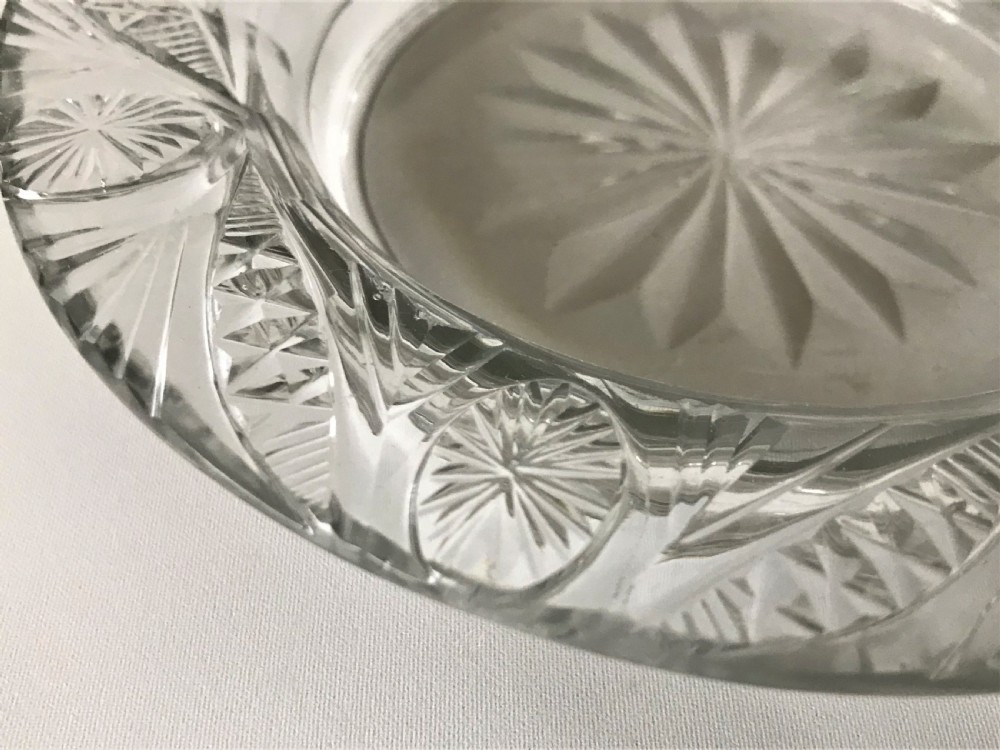 A superb Georgian cut glass wine bottle/decanter coaster View V