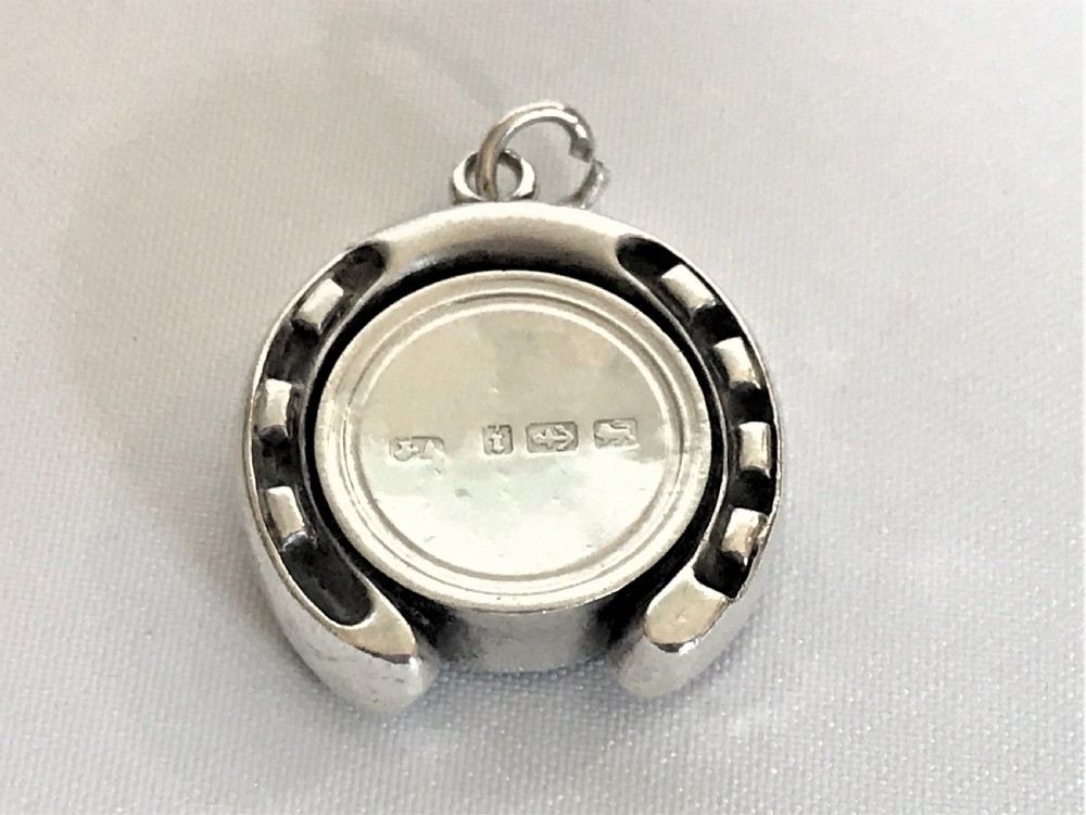 A novelty Victorian silver horseshoe compass View IV