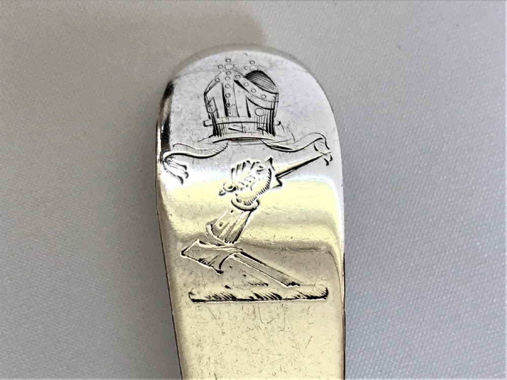 An outstanding set of 6 Irish 18th Century silver serving spoons View IV