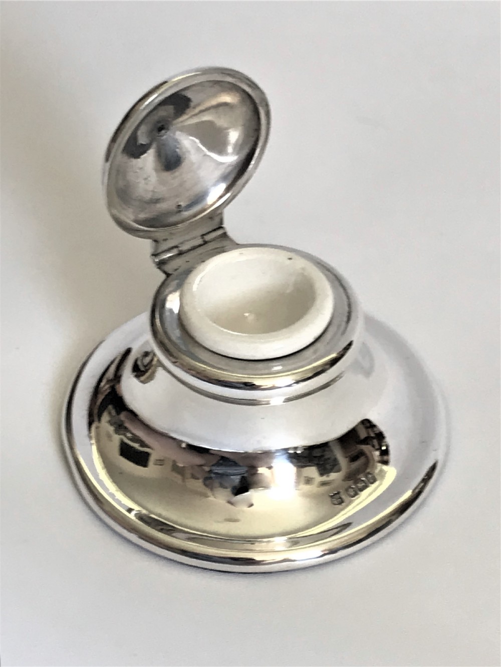 A stylish Edwardian silver inkwell View II