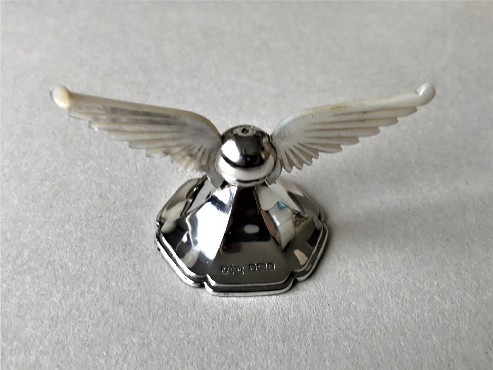 A Stunning Pair Of Edwardian Silver & Mother-of-pearl Knife/spoon Rests View VI
