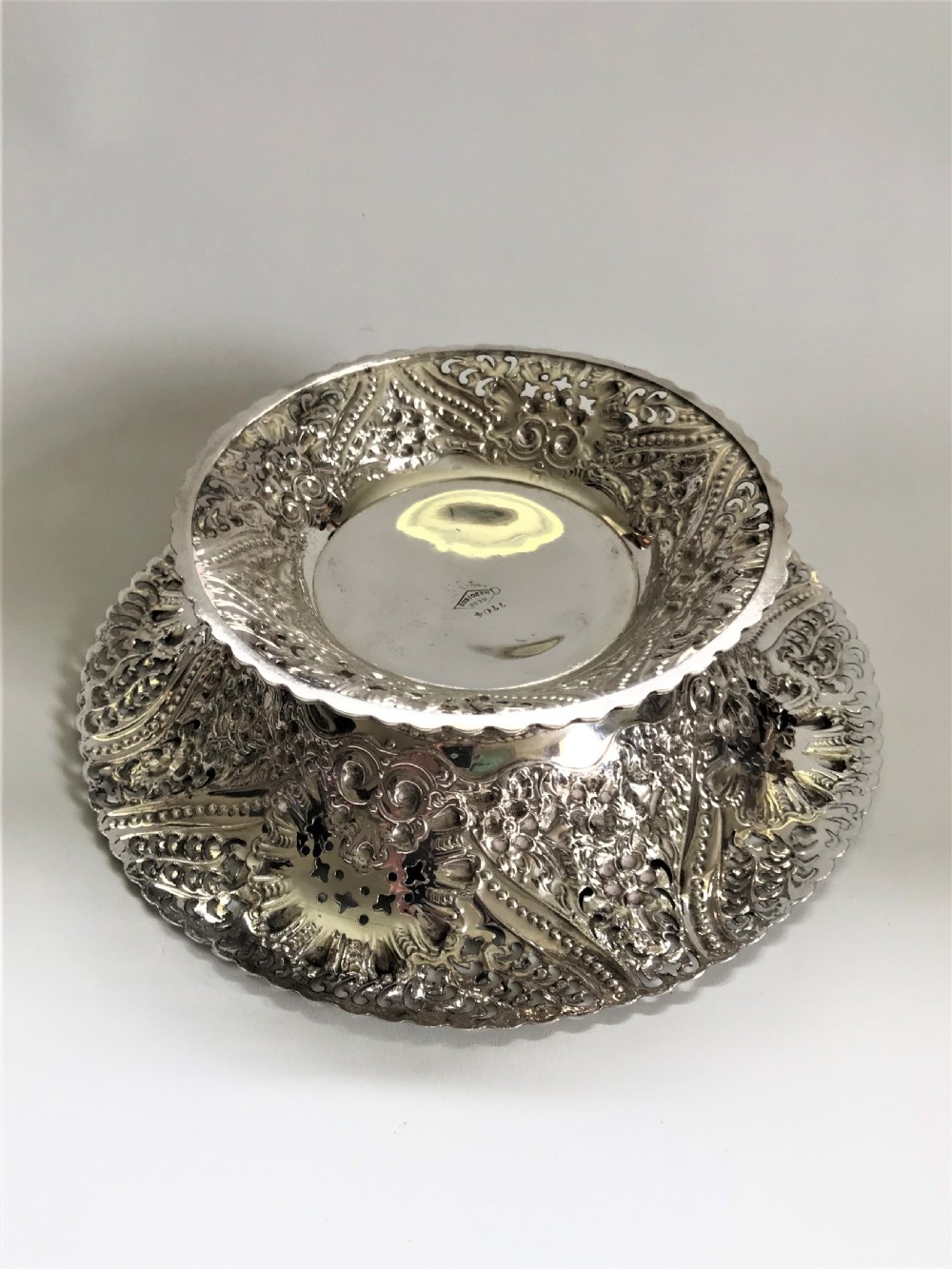 A gorgeous Victorian pierced silver dish View VII