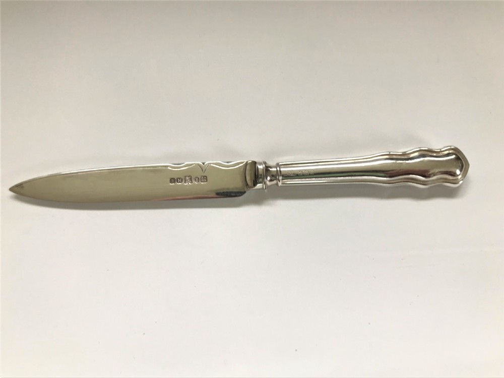 A good set of 6 silver handled tea knives View III