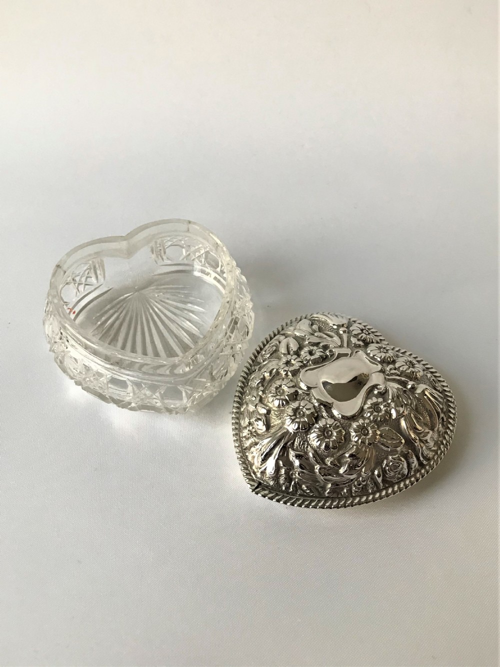 A Victorian Chester Silver & Glass Heart Trinket Pot View V