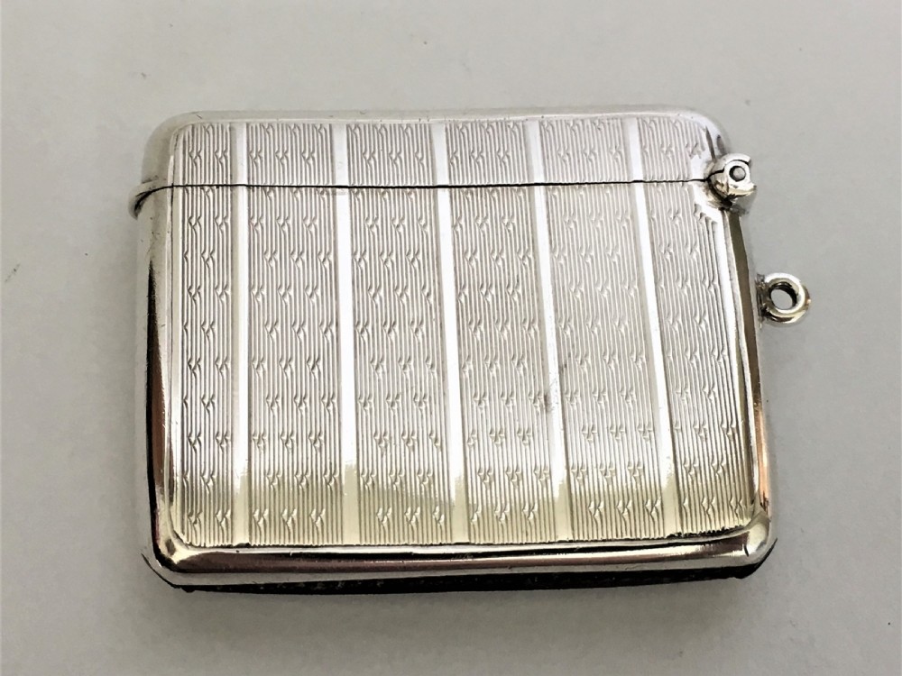 A stylish George V silver vesta View III