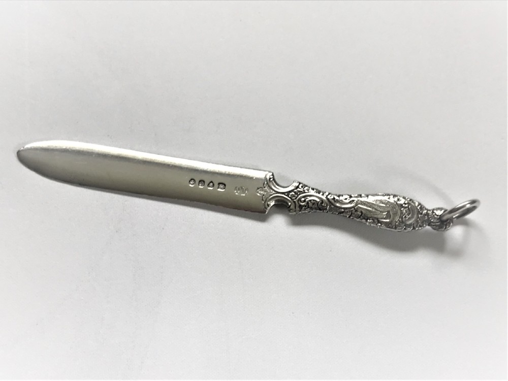 A Victorian miniature paperknife/bookmark View V