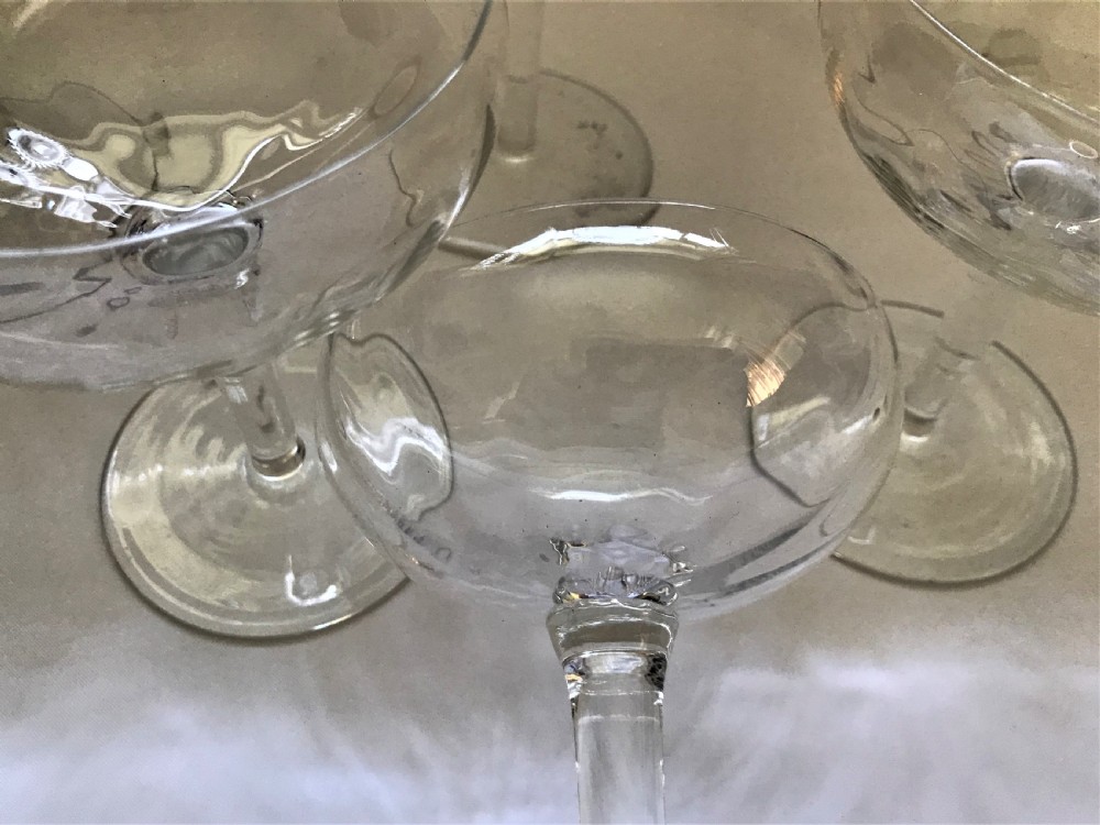A stylish set of 6 French champagne glasses View IV