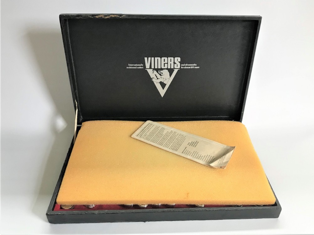A Vintage canteen of silver plated flatware View III