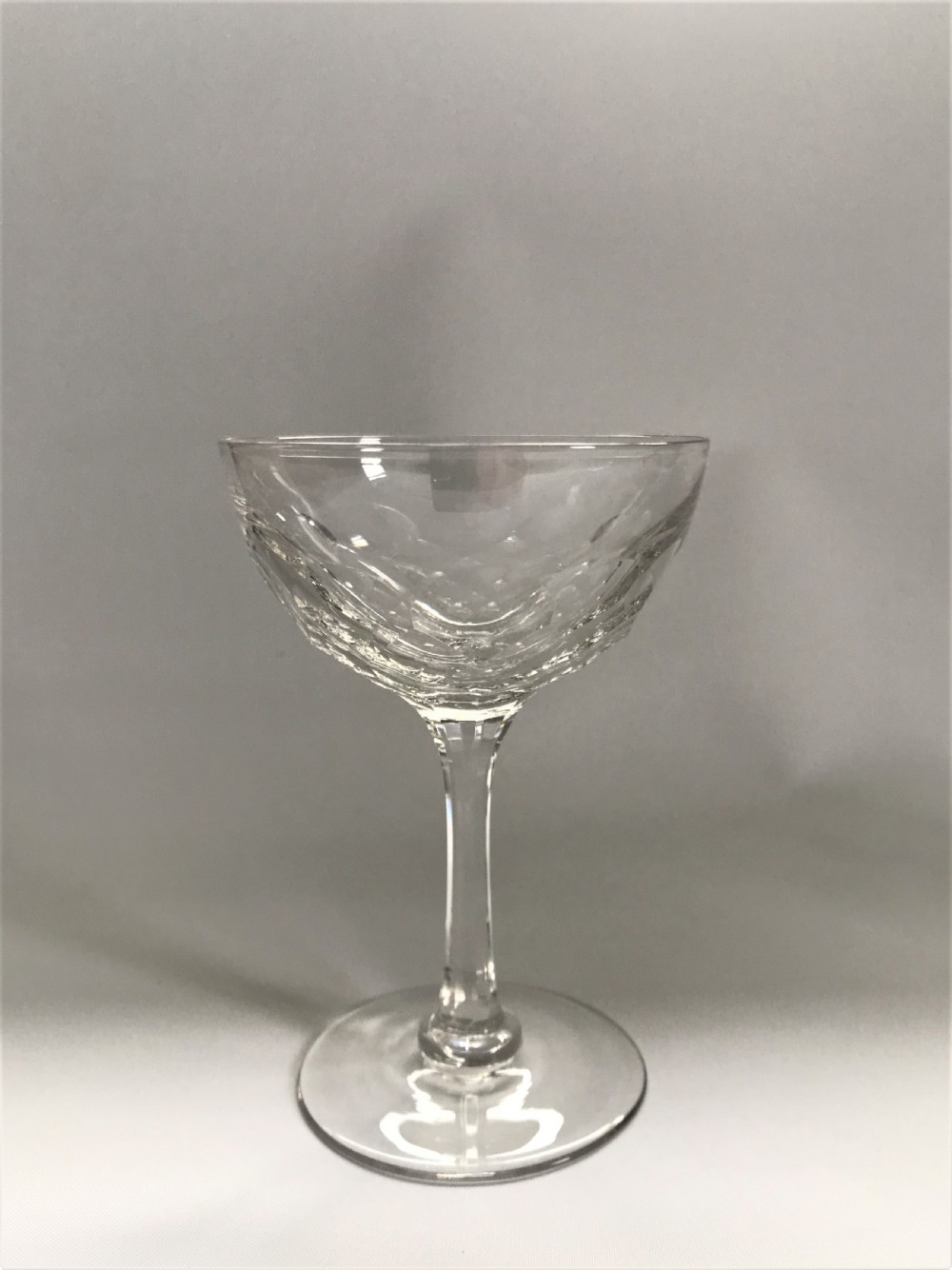 A lovely harlequin set of 6 champagne bowls View VIII