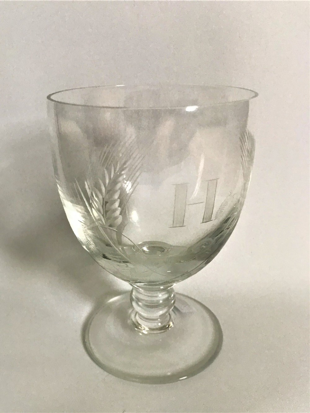 A vintage Brierley rummer etched 'H'