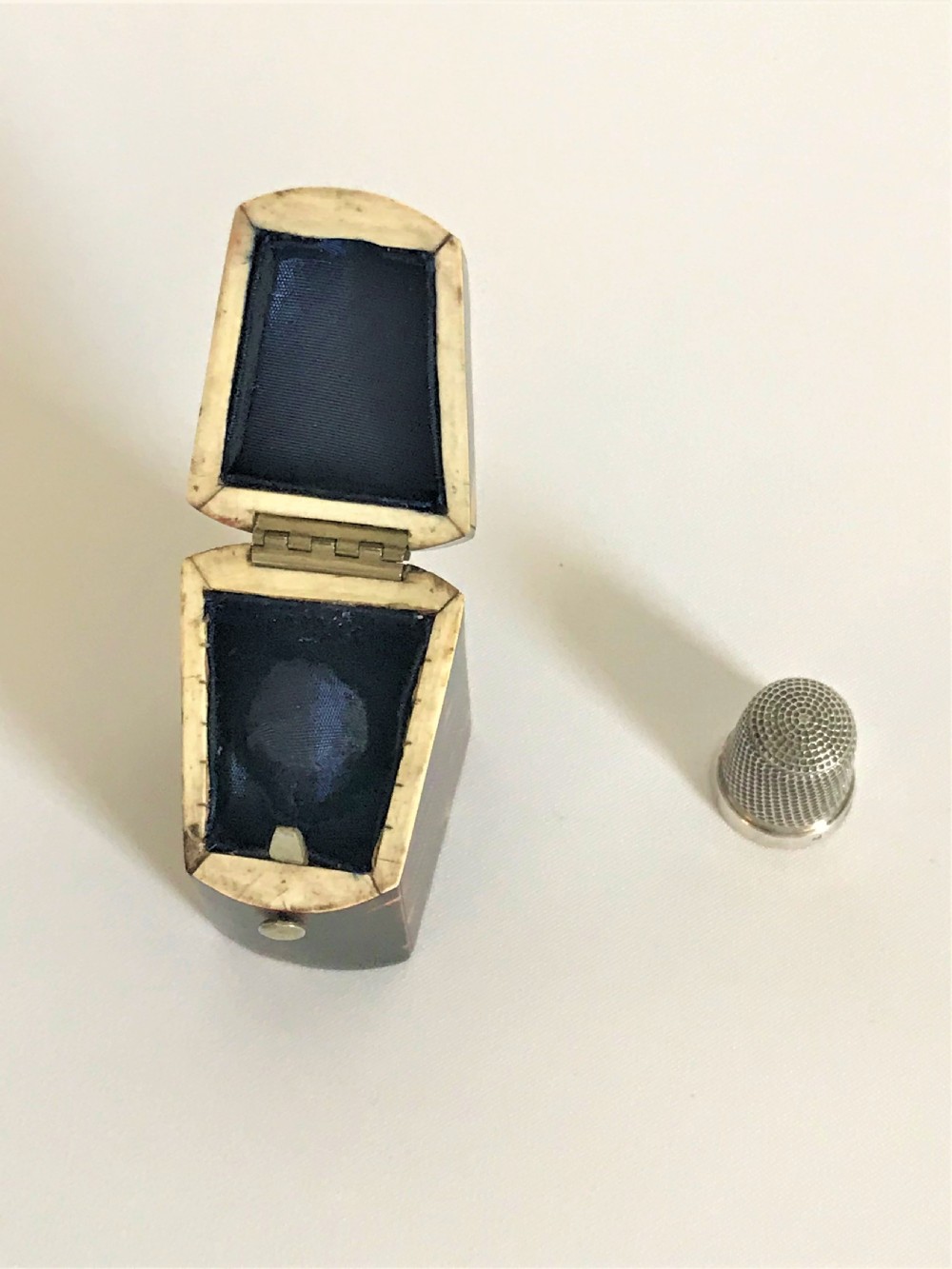 A 19th Century tortoiseshell cased silver thimble View V