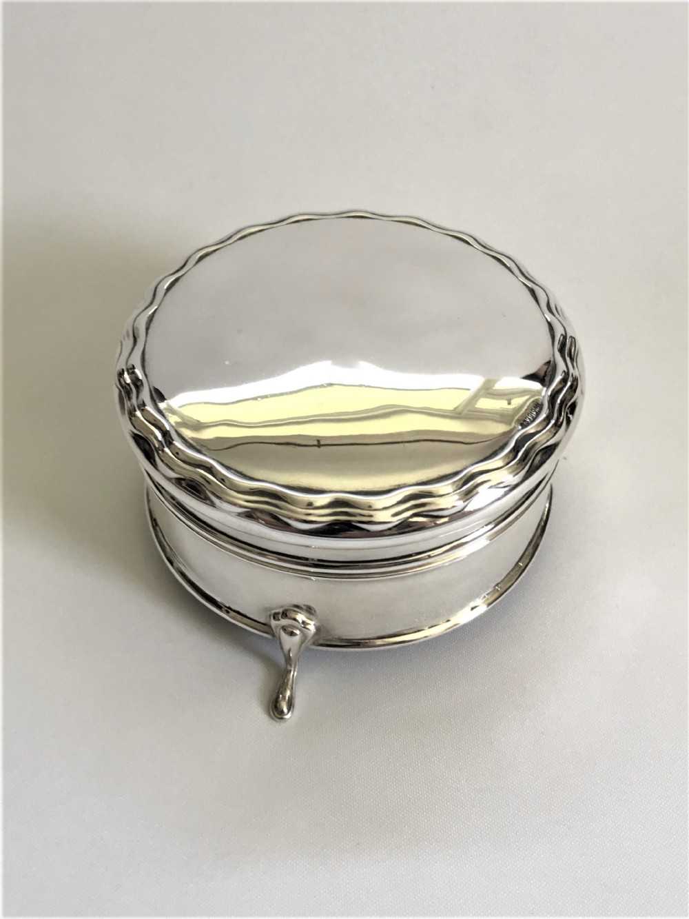 A lovely George V Silver Trinket Box