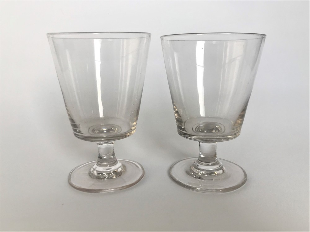 A pair of Victorian bucket bowl glass rummers View III