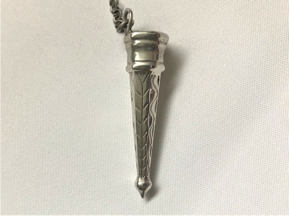 A rare pair of Dutch silver needle guards View III