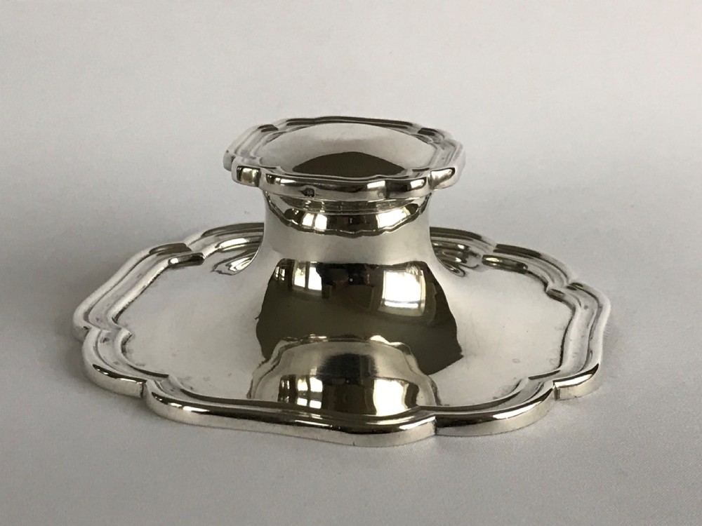 A handsome George V silver inkwell