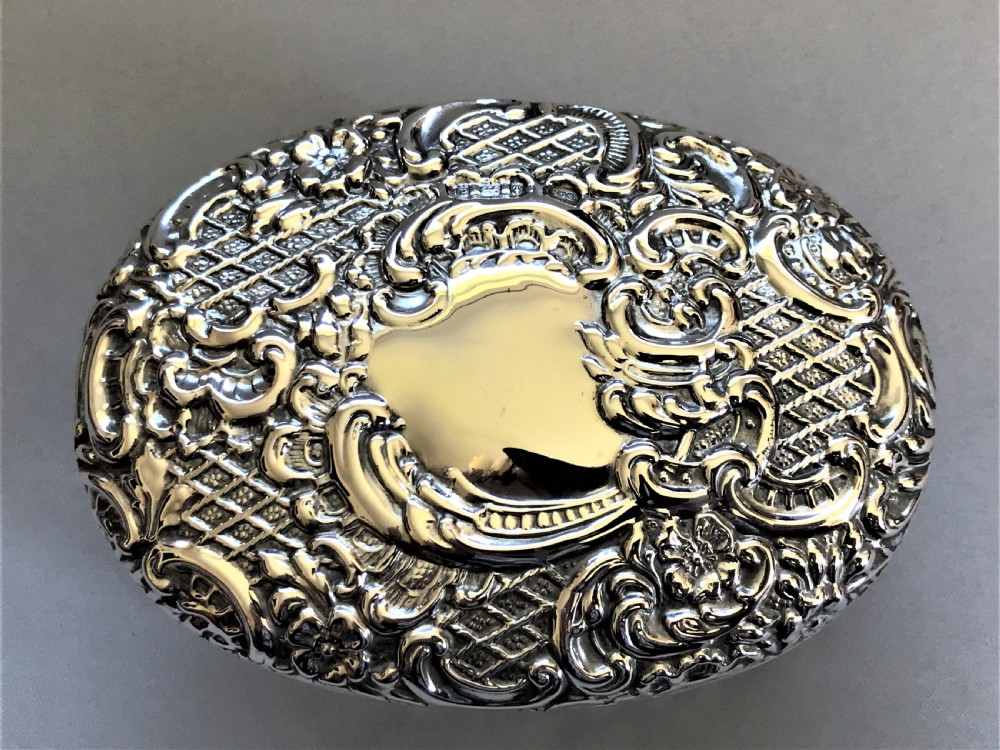 A superb late Victorian silver & cut glass trinket pot View VII