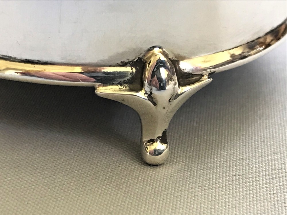 A lovely George V silver trinket box View VII