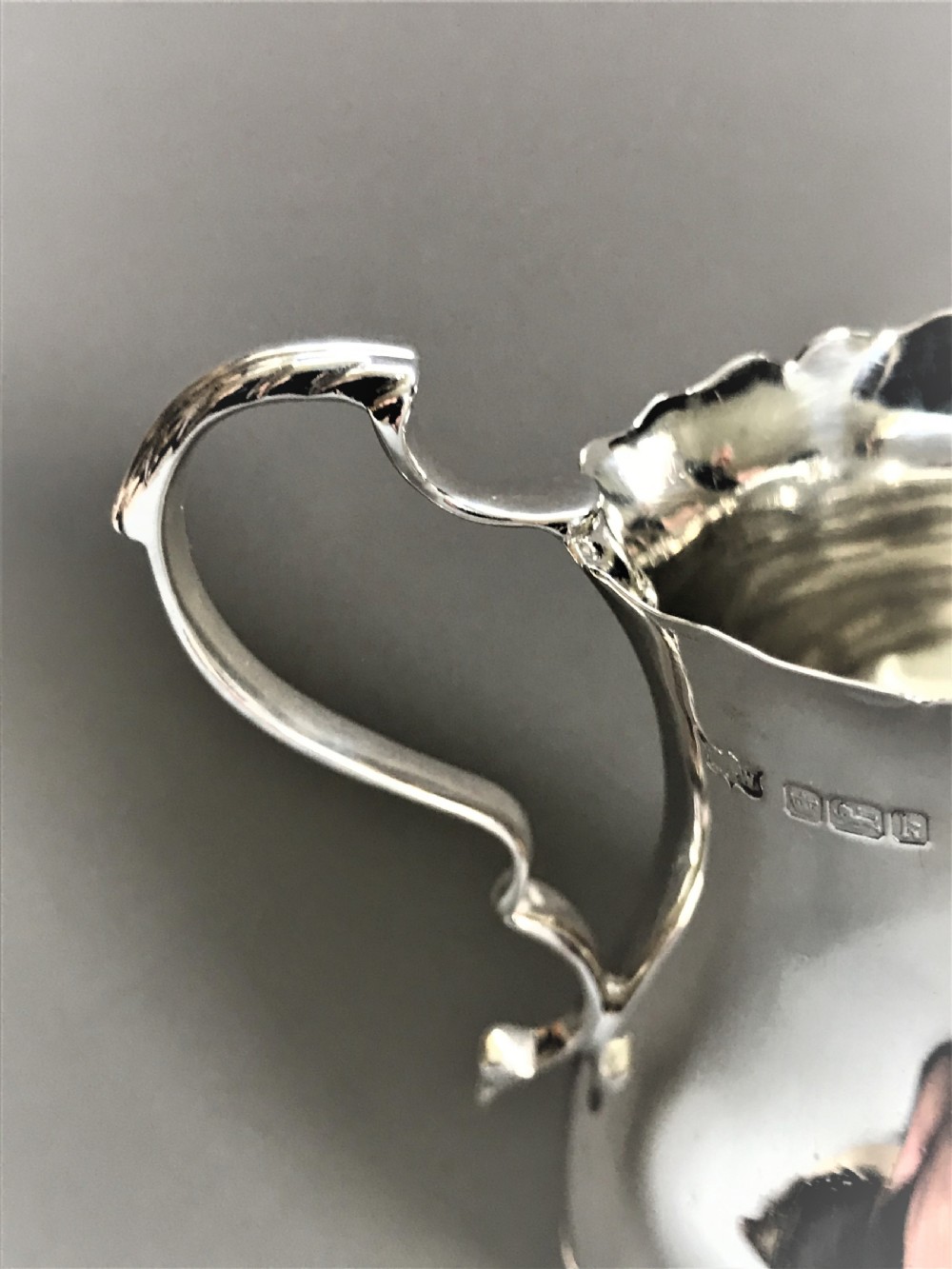 A lovely Edwardian baluster silver cream jug View V