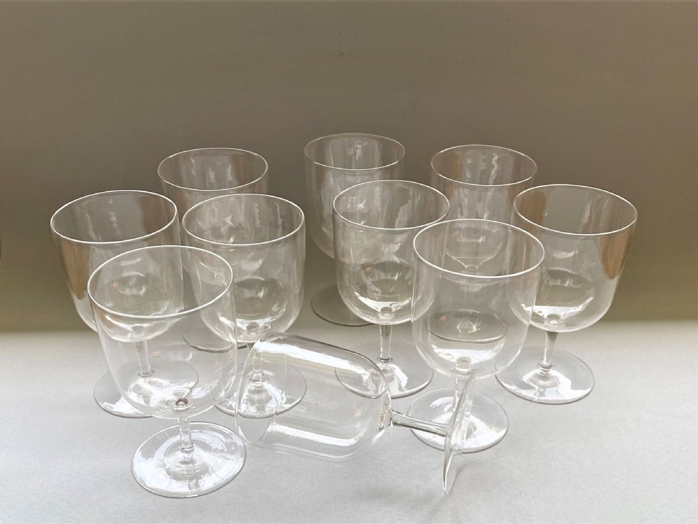 A fine and elegant set of 10 Whitefriars wine glasses View IV