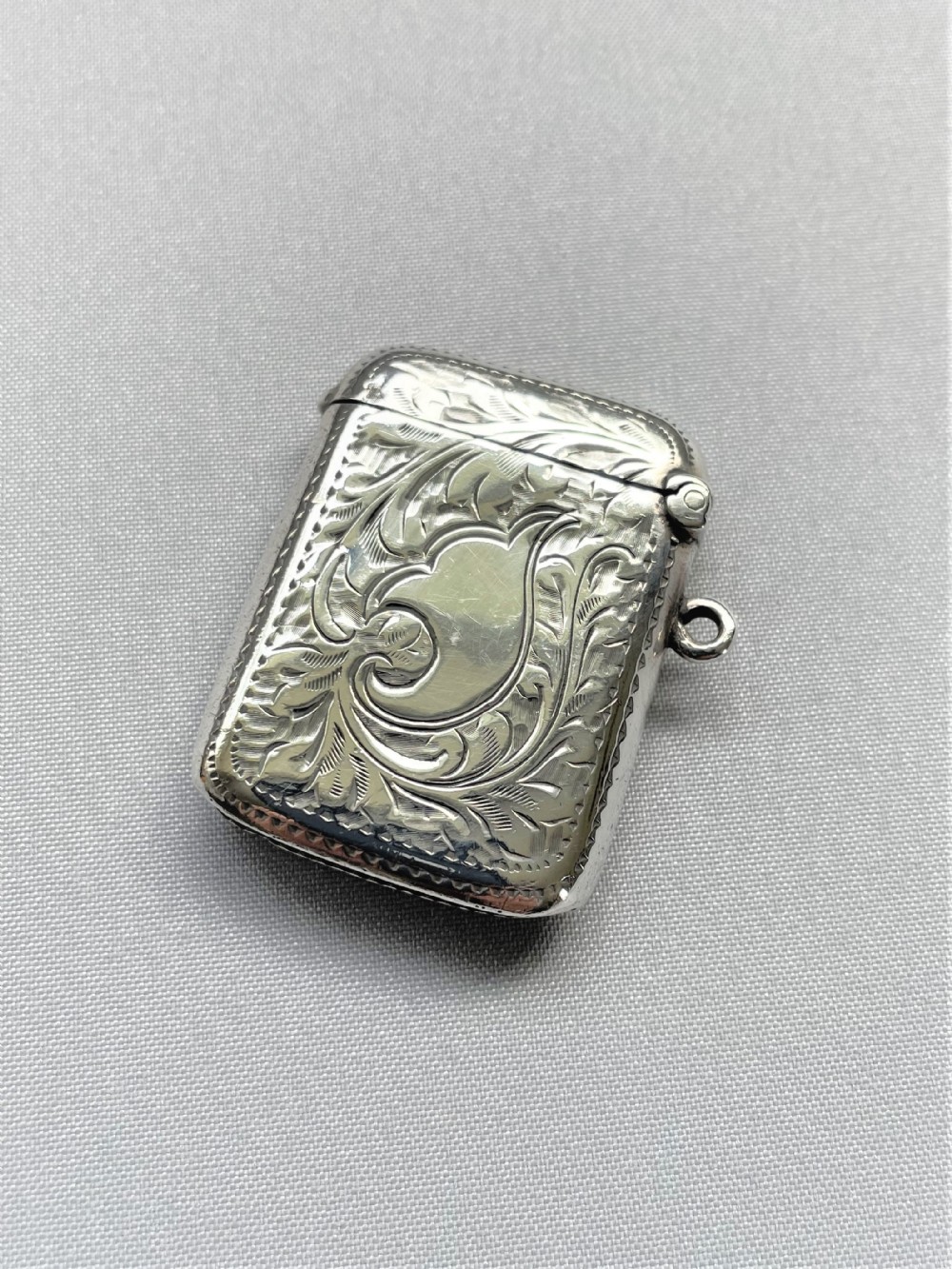 An attractive George V silver vesta