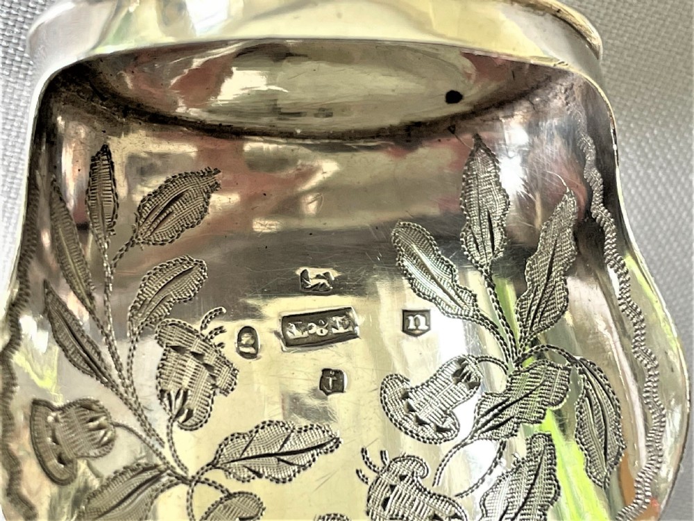 A superb Georgian silver & mother-of-pearl caddy shovel View IV