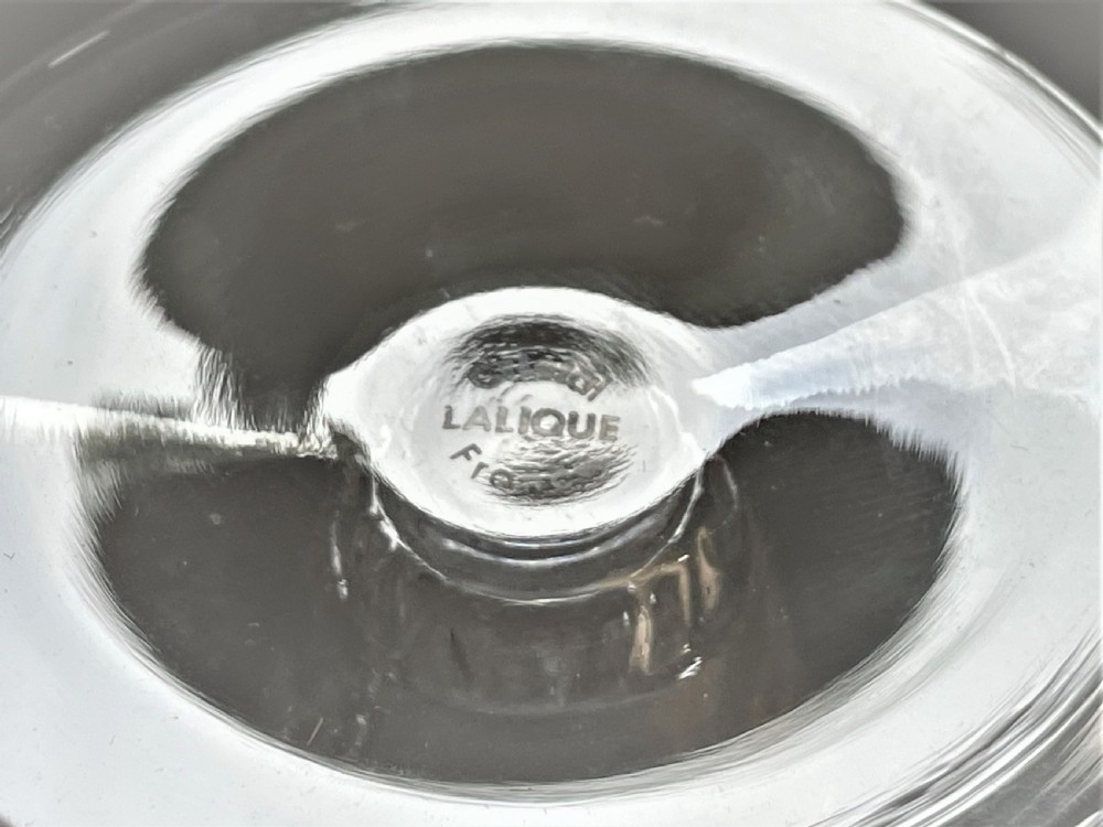 An outstanding set of 8 Lalique 'Vouvray' Pattern glasses View VI