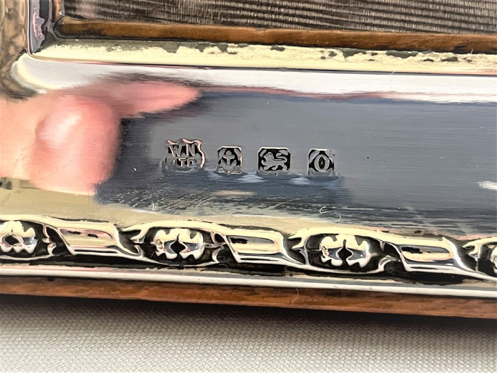 An attractive George V silver photo frame View III