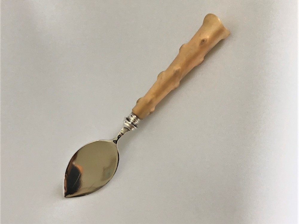 An Edwardian Silver Bladed Pate Server View III