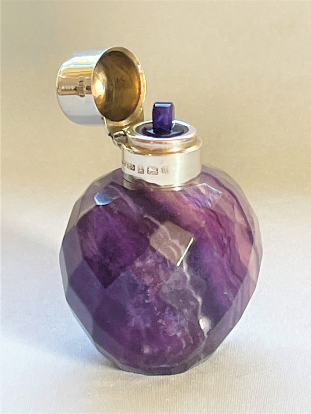 An extremely rare Victorian silver & Bluejohn scent bottle View III
