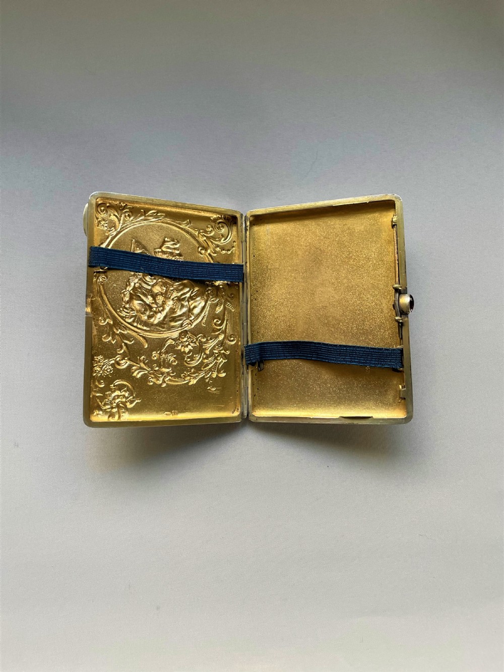 An outstanding Imperial Russian silver gilt cigarette case View VI