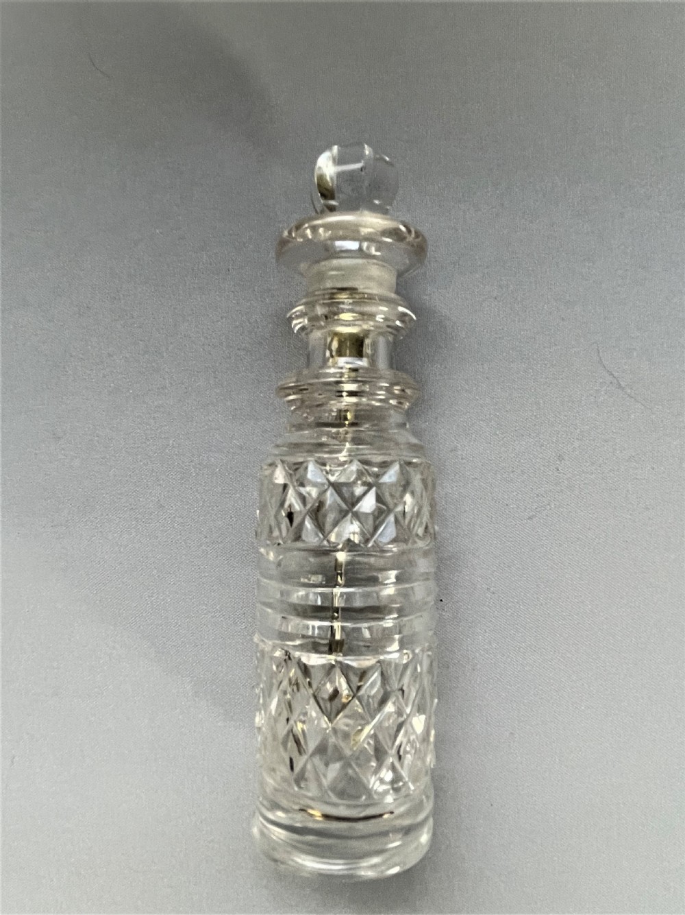 A rare Georgian cayenne bottle, with silver gilt spoon View V
